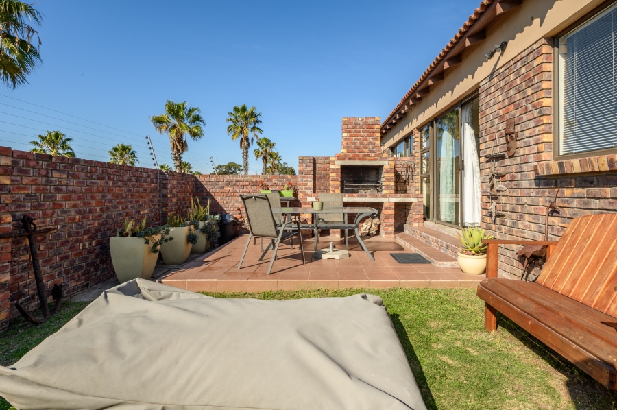 3 Bedroom Property for Sale in Humewood Eastern Cape